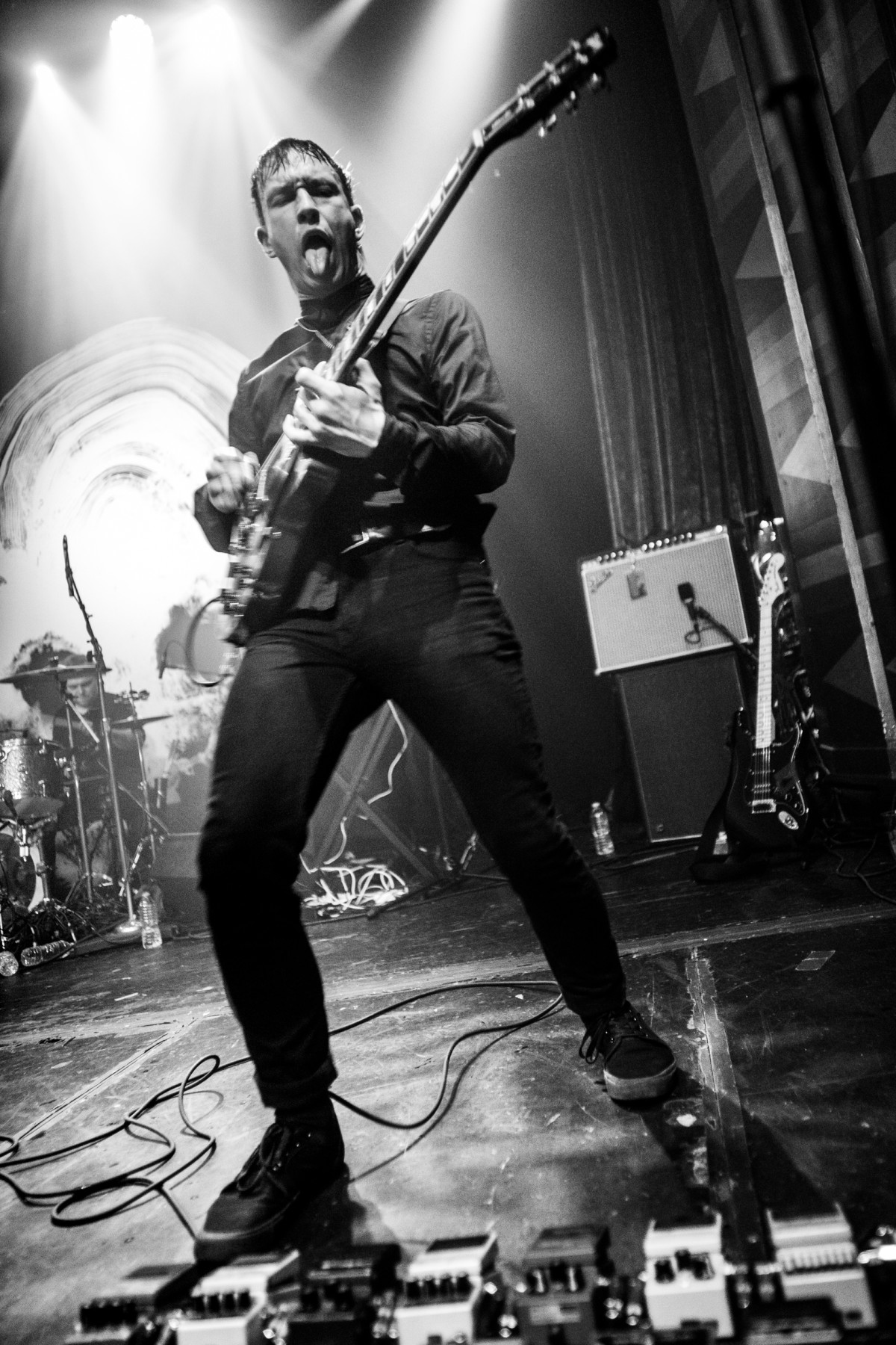 Daughters live at the Regent Theater in Los Angeles