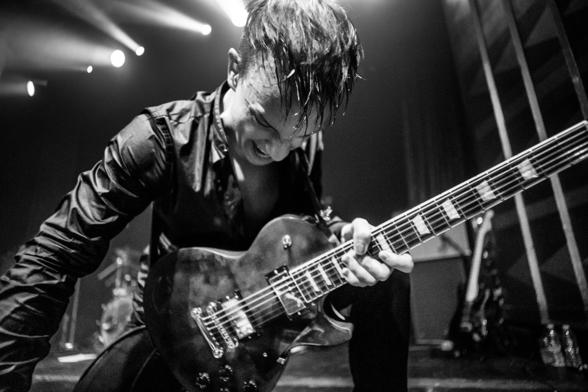 Daughters live at the Regent Theater in Los Angeles