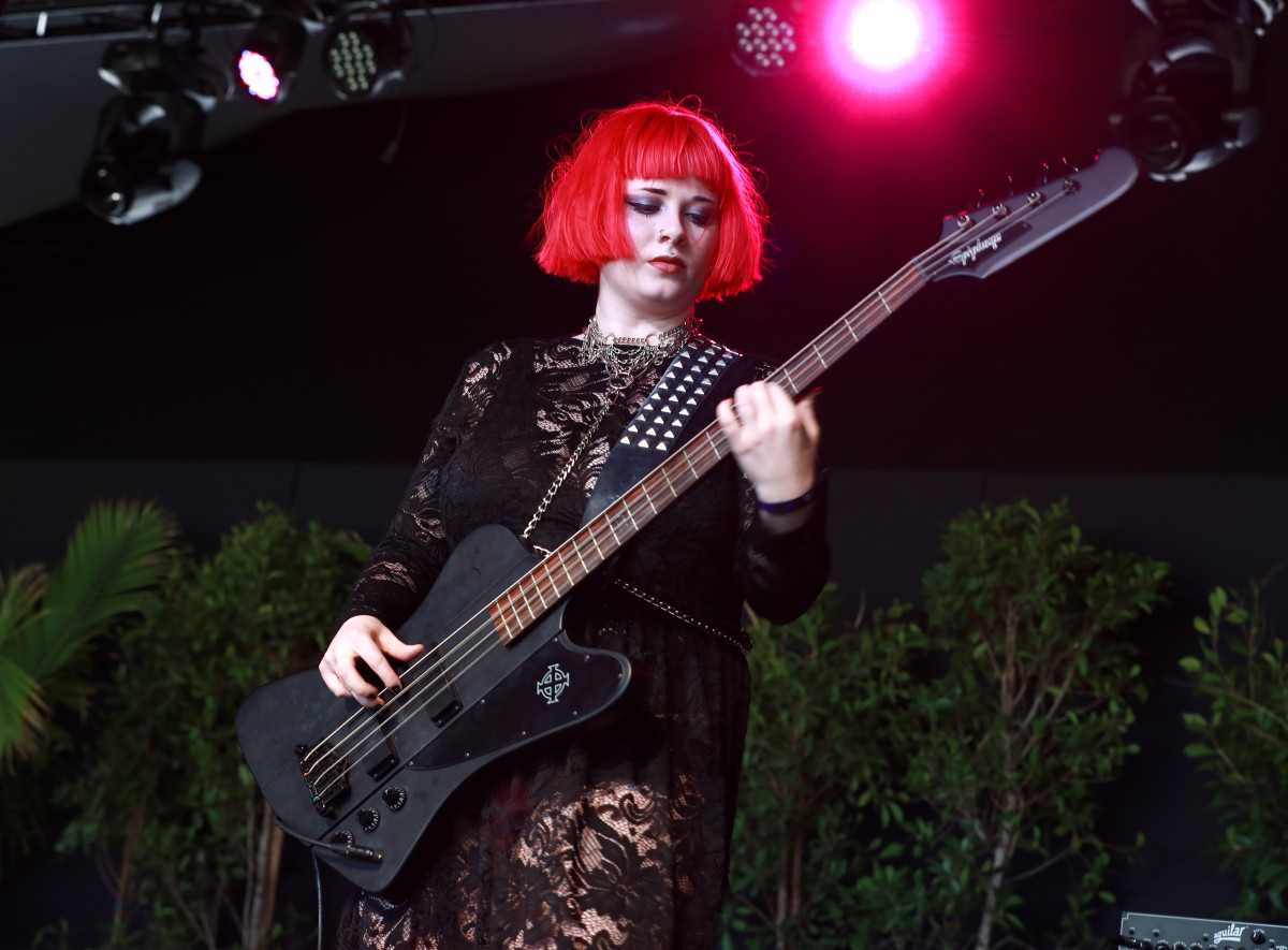 Kaelan Mikla play Pasadena Daydream on Aug. 31, 2019