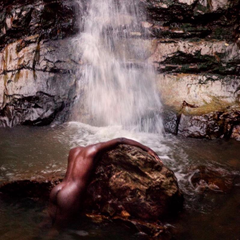 Moses Sumney details debut record Aromanticism