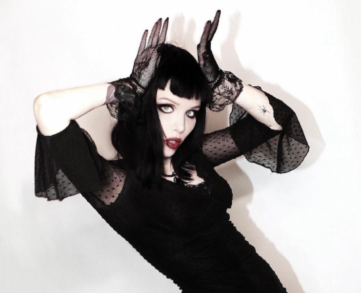 Alice Glass new single Suffer and Swallow