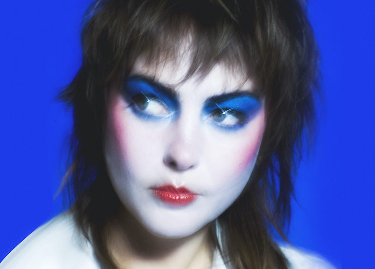 Angel Olsen safety dance