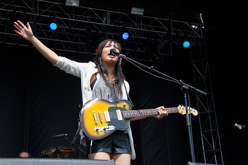 Thao and the Get Down Stay Down