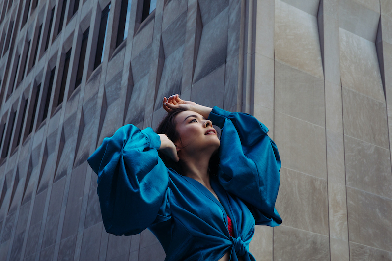 Mitski working for the knife tour dates