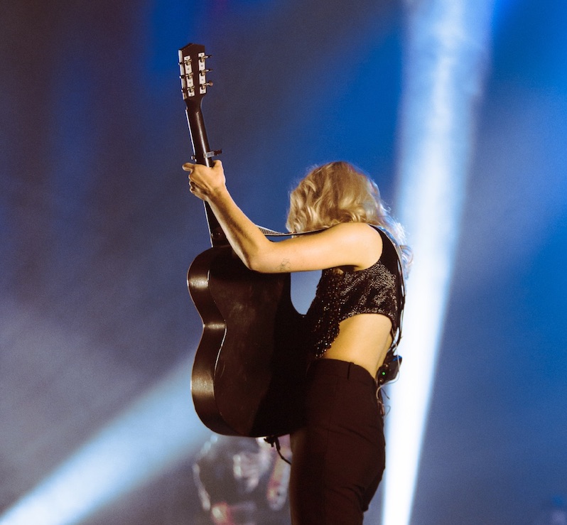 Phoebe Bridgers 2022 tour