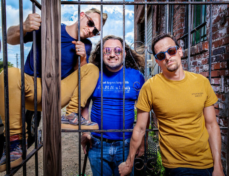 Odd Circus DEUS stream