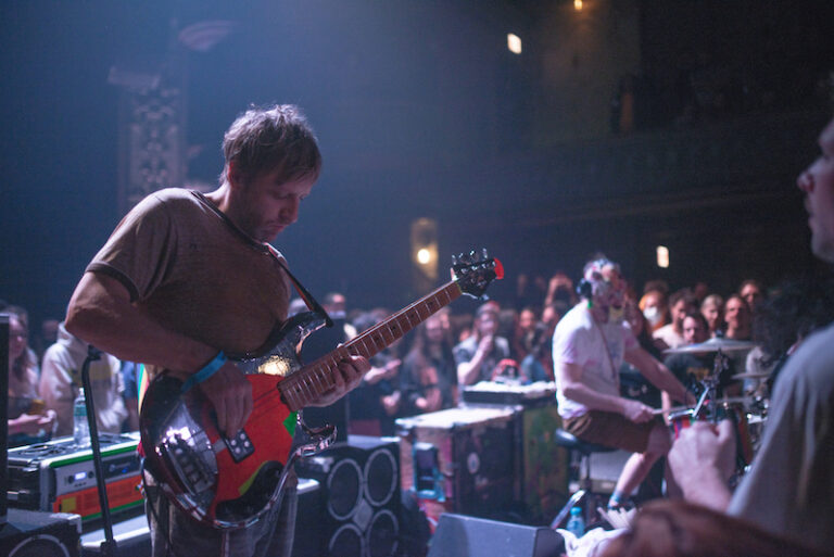 Lightning Bolt announce spring tour Treble