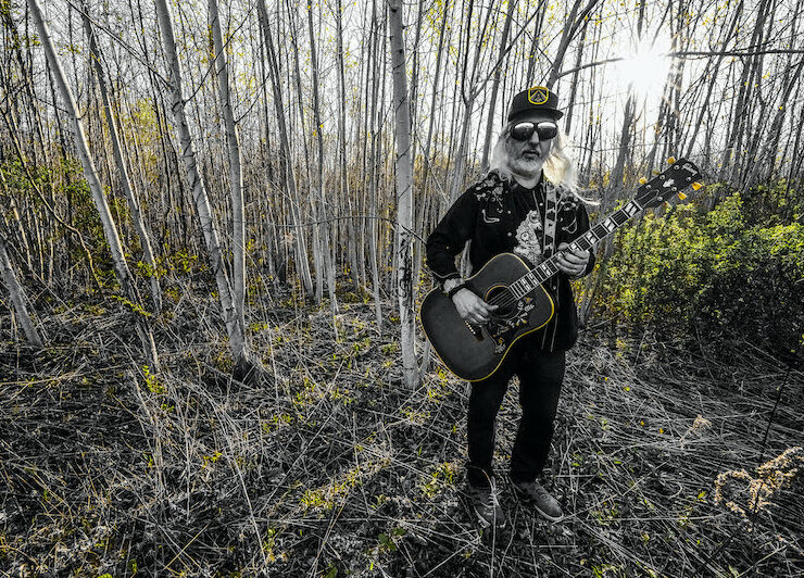J Mascis