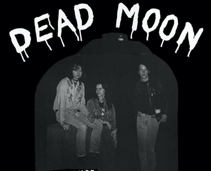 Dead Moon In the Graveyard