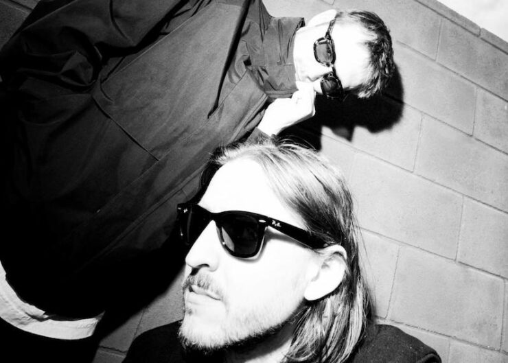 Militarie Gun and dazy