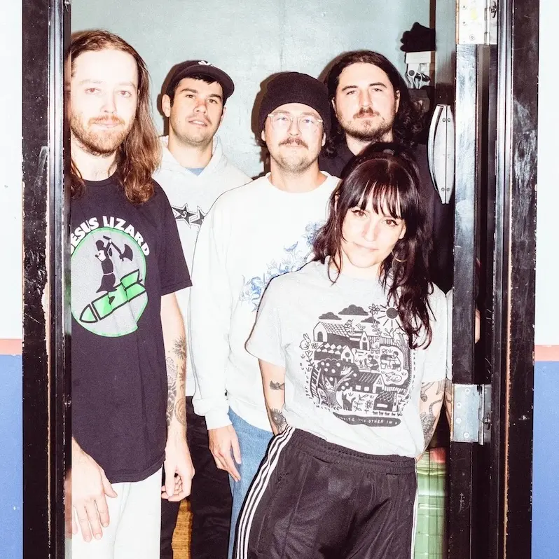 Gouge Away share new song 